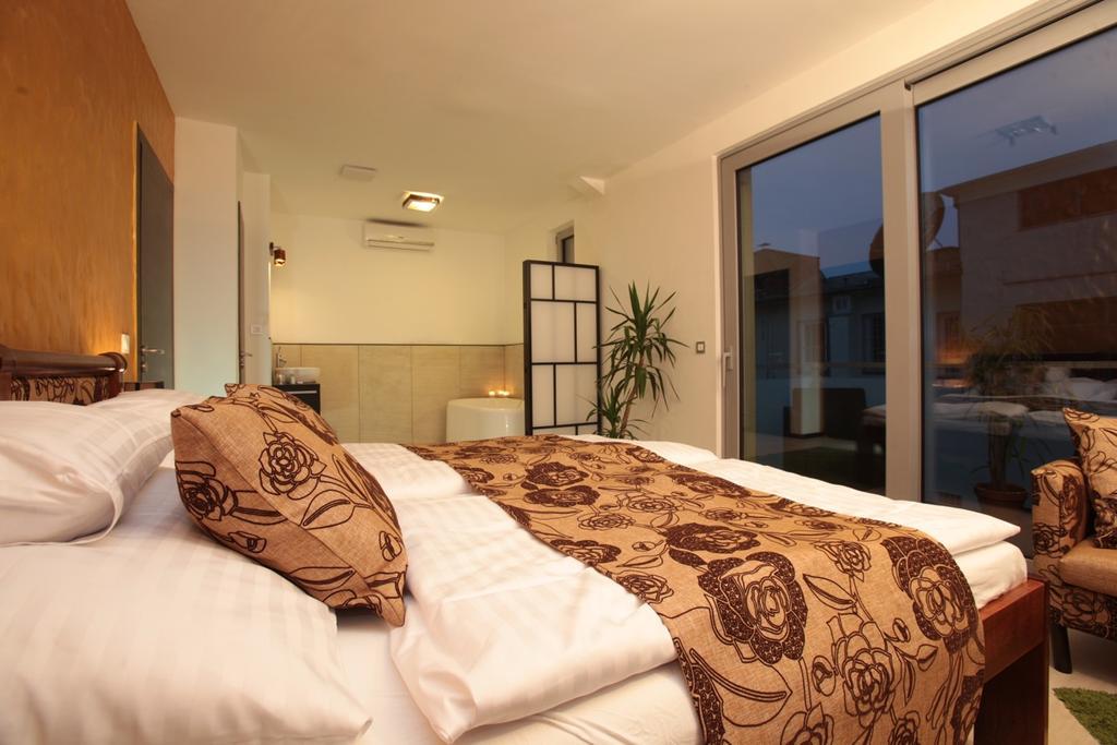 Parliament Penthouse Boutique B&B Budapest Phòng bức ảnh