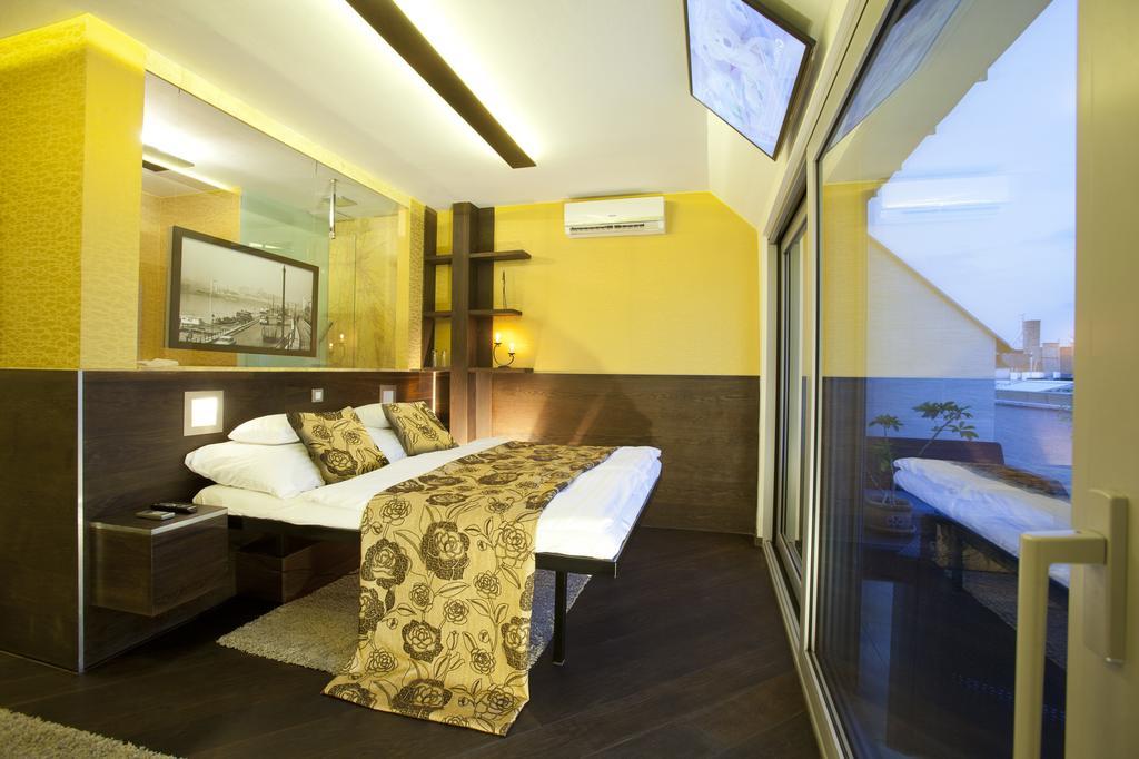 Parliament Penthouse Boutique B&B Budapest Phòng bức ảnh